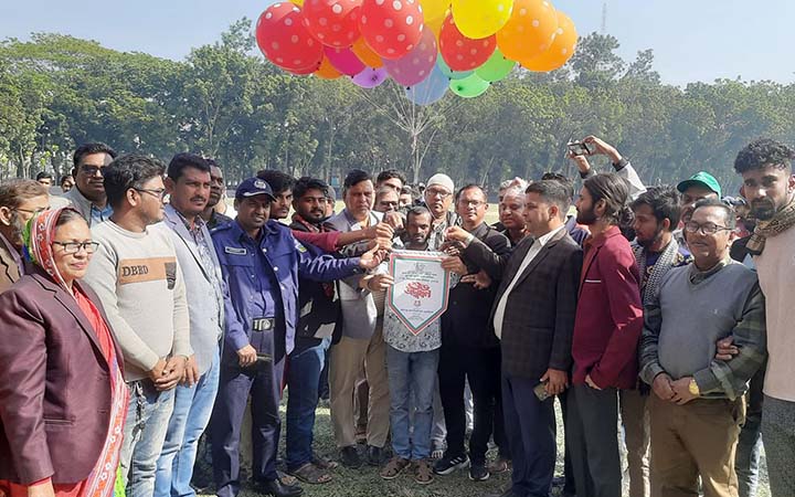 জামালপুরে জুলাই স্মৃতি টি-২০ ক্রিকেট ট্রাই সিরিজ টুর্নামেন্ট উদ্বোধন
